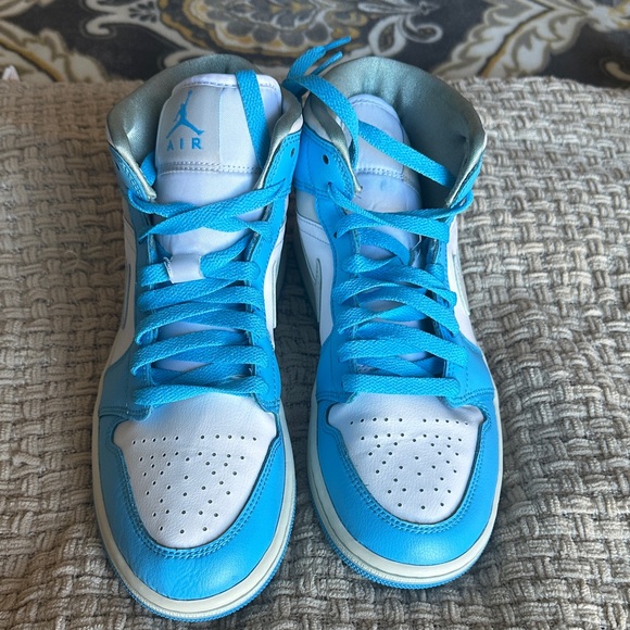 Jordan Shoes - Jordan Athletic Shoes - Blue and White